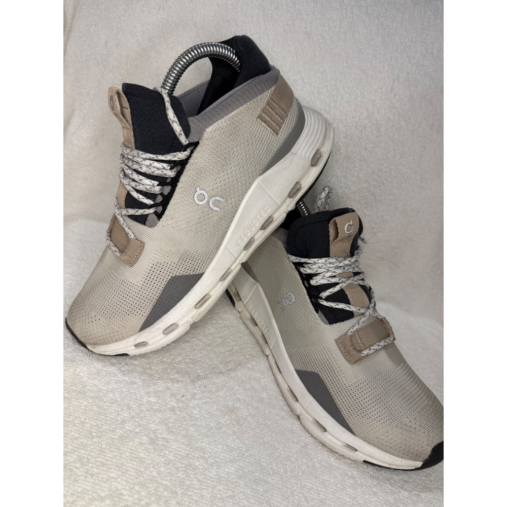 On Cloudnova Mens Running Shoes Tan Black White 26.98488 Size 7